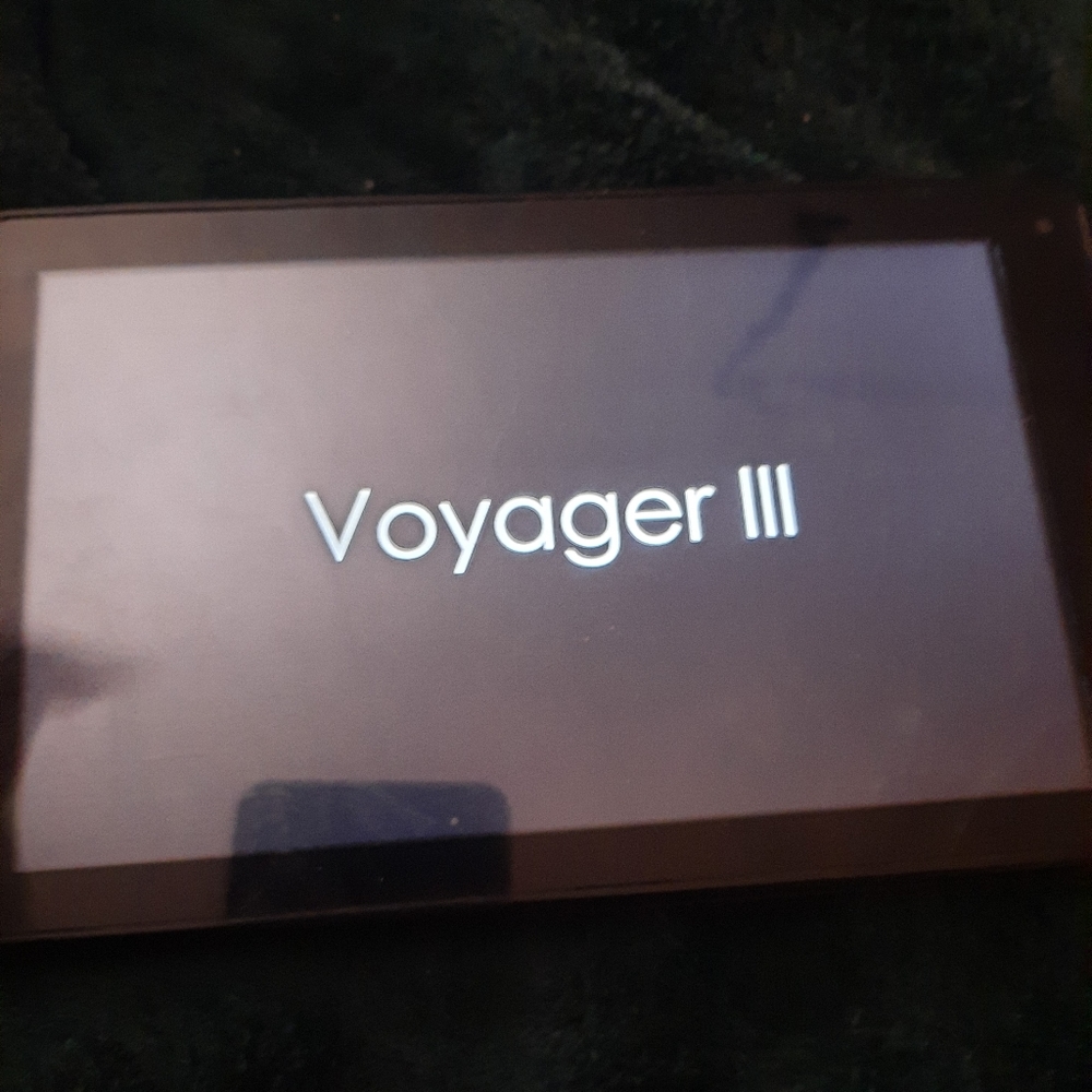 RCA VOYAGER Tablet with charger